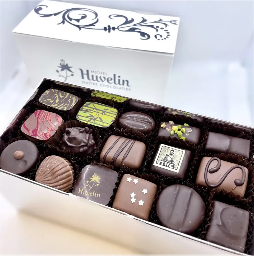 Ballotin 500g de chocolats assortis (1/3 lait ou 2/3 noir) ou noir ou lait